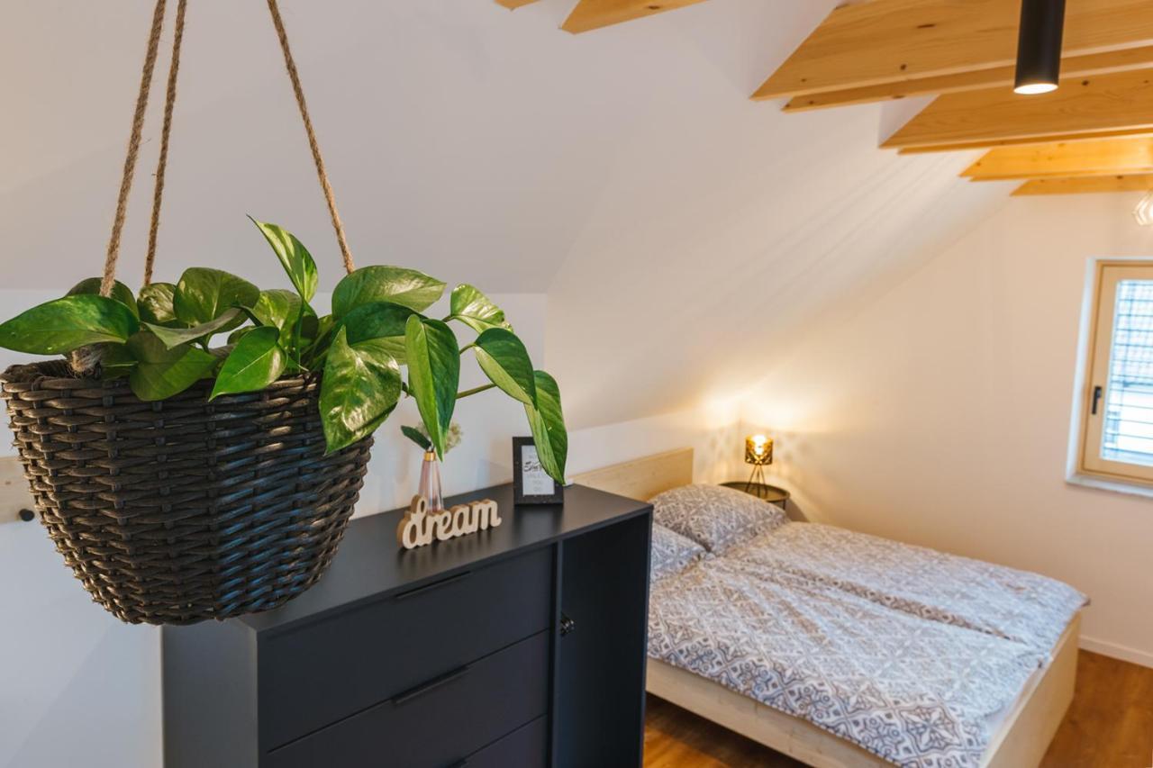 Ferienwohnung Maple & Pine Bled Exterior foto